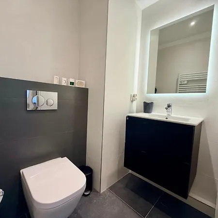 Magnifique 4 Pieces - De Luxe Apartament